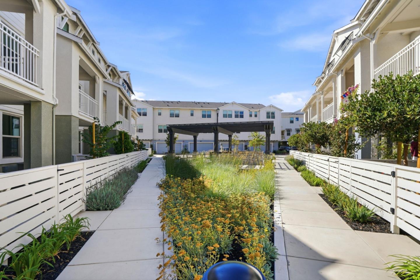 130 Oak Circle, Walnut Creek, CA 94597