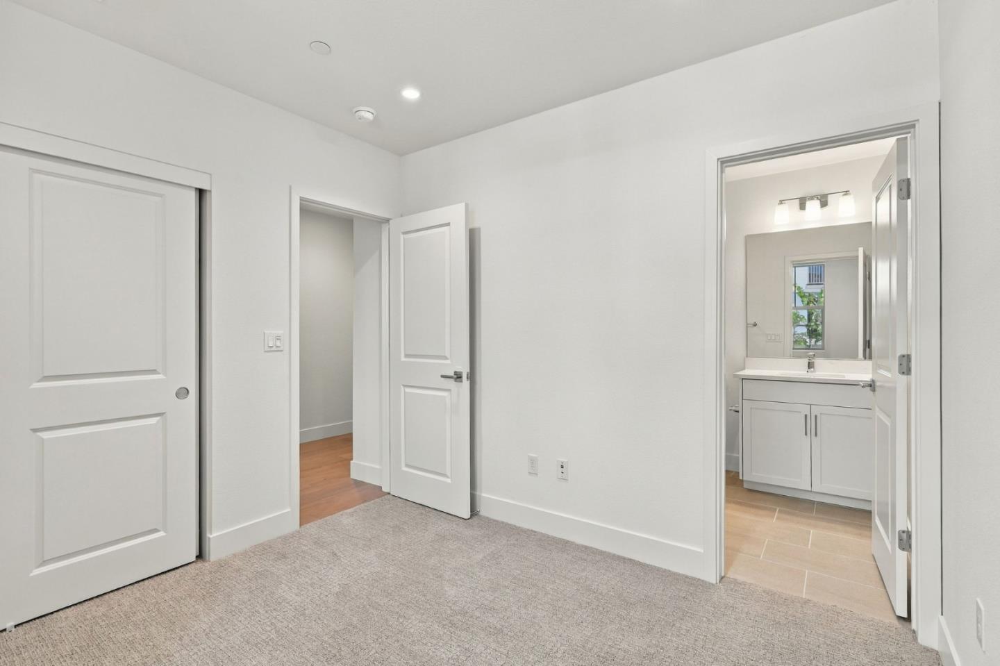 130 Oak Circle, Walnut Creek, CA 94597