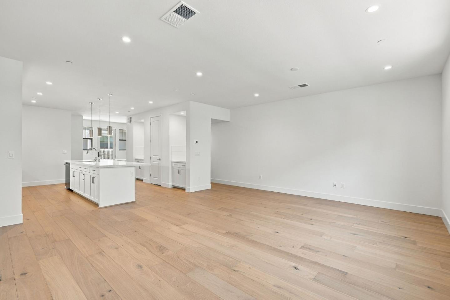 130 Oak Circle, Walnut Creek, CA 94597