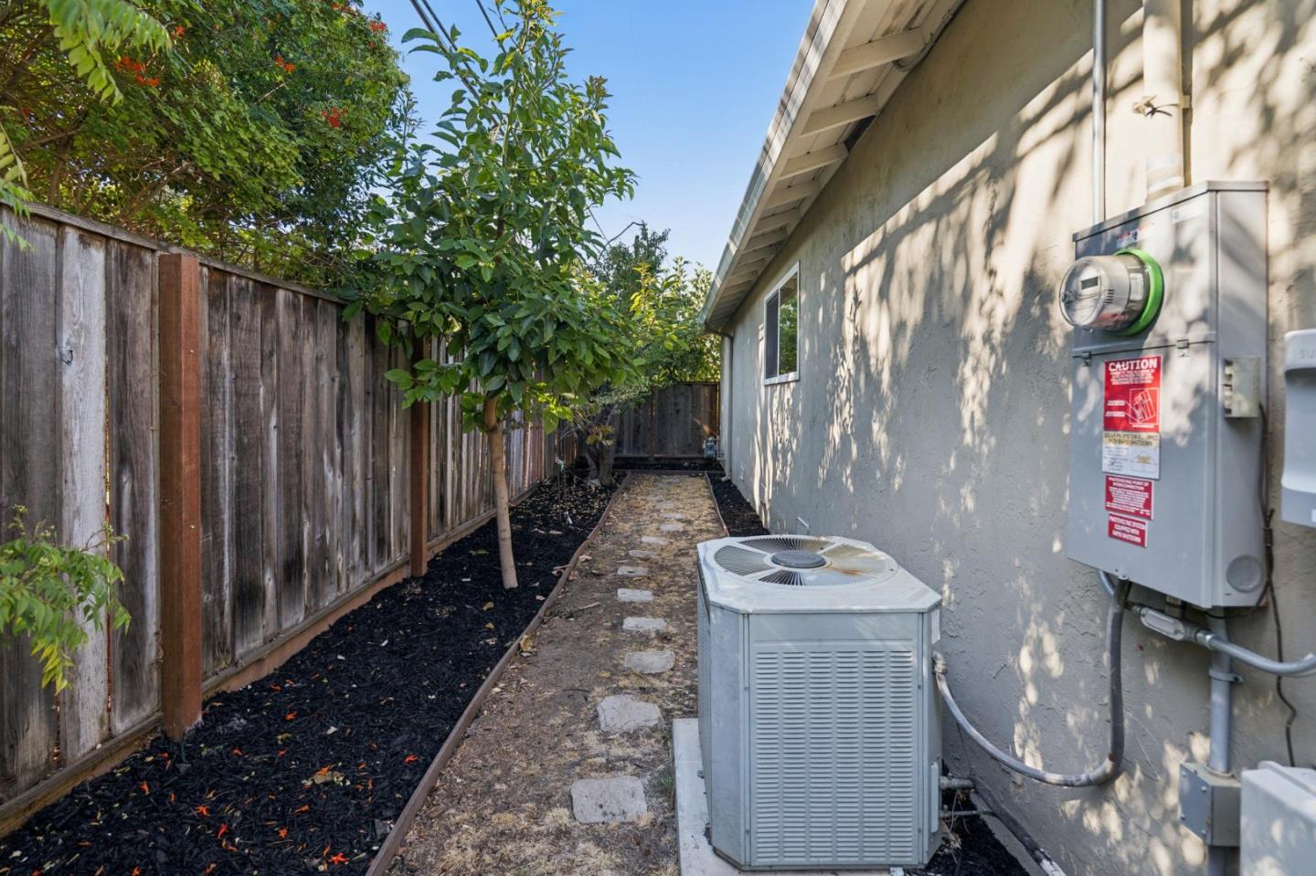 2640 Monroe Street, SantaClara, CA 95051