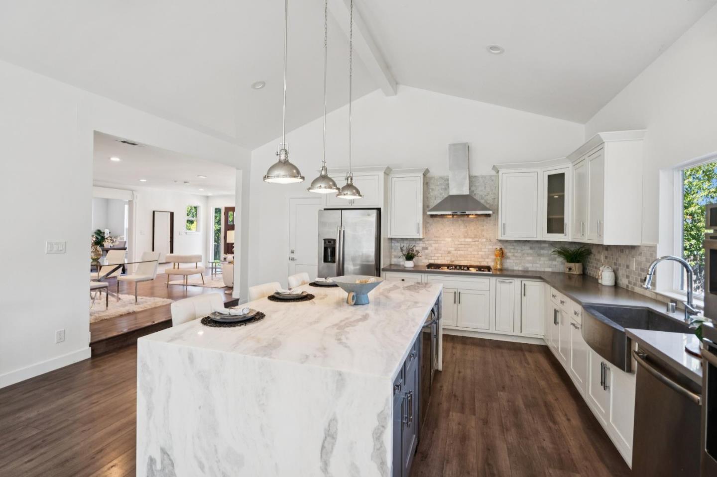 2640 Monroe Street, SantaClara, CA 95051