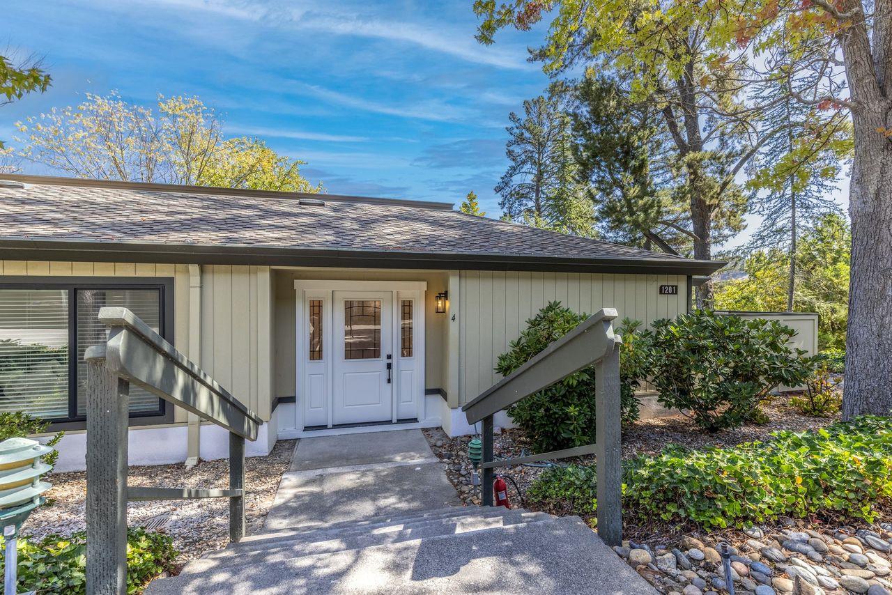 1201 Running springs Road, #4, Walnut Creek, CA 94595