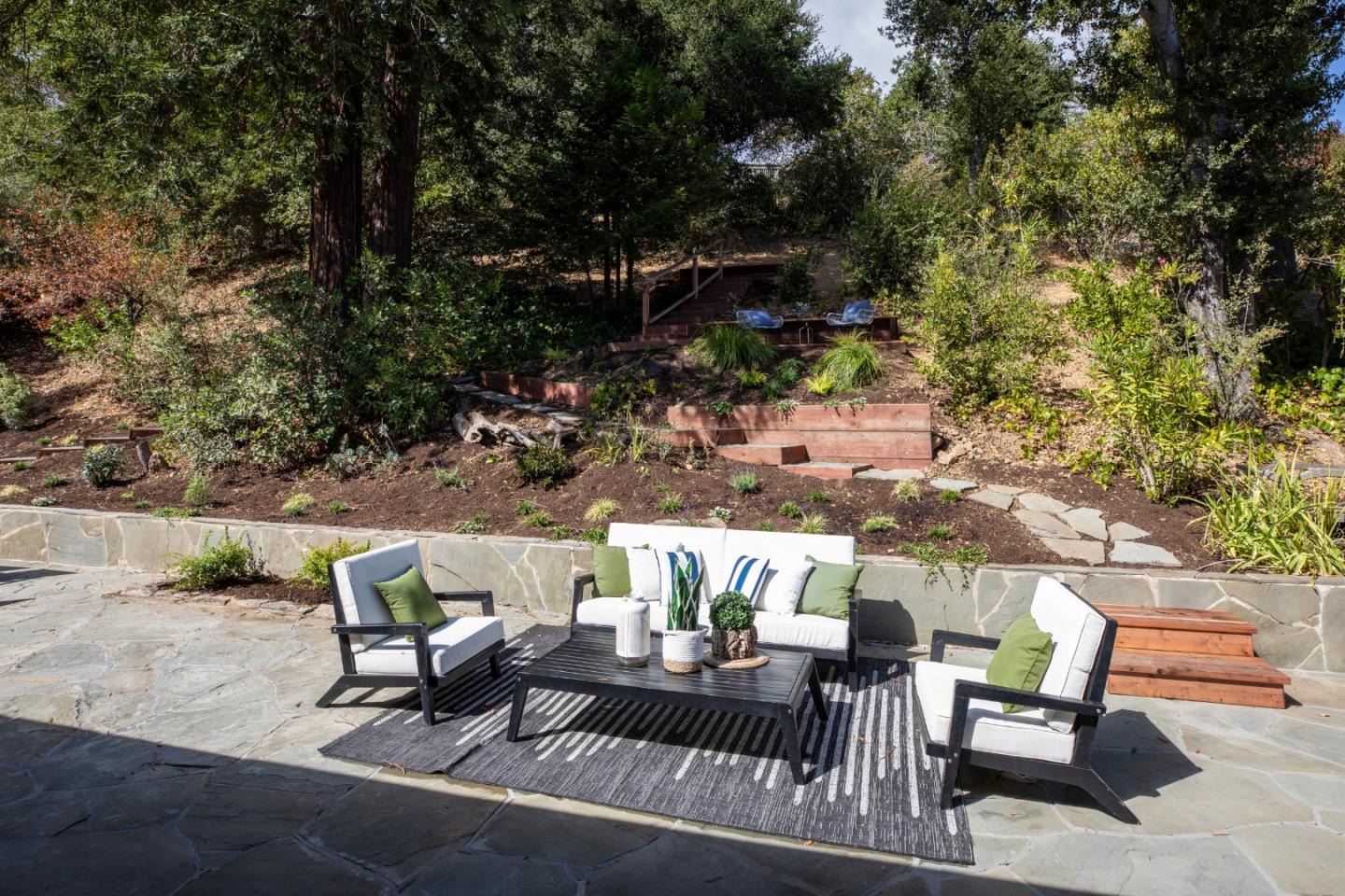 220 Canyon Drive, PortolaValley, CA 94028