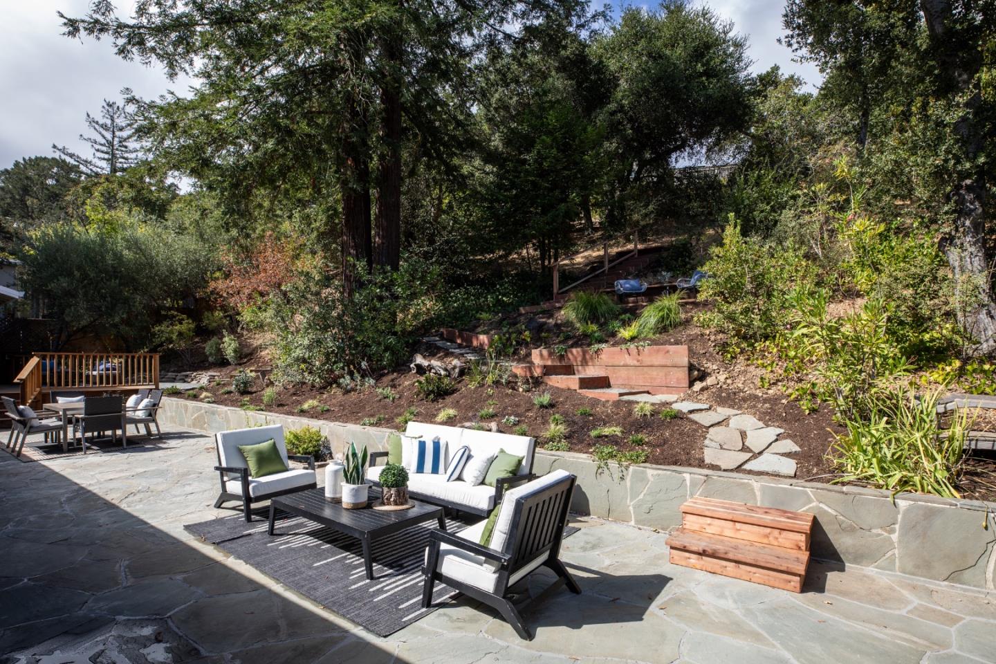 220 Canyon Drive, PortolaValley, CA 94028