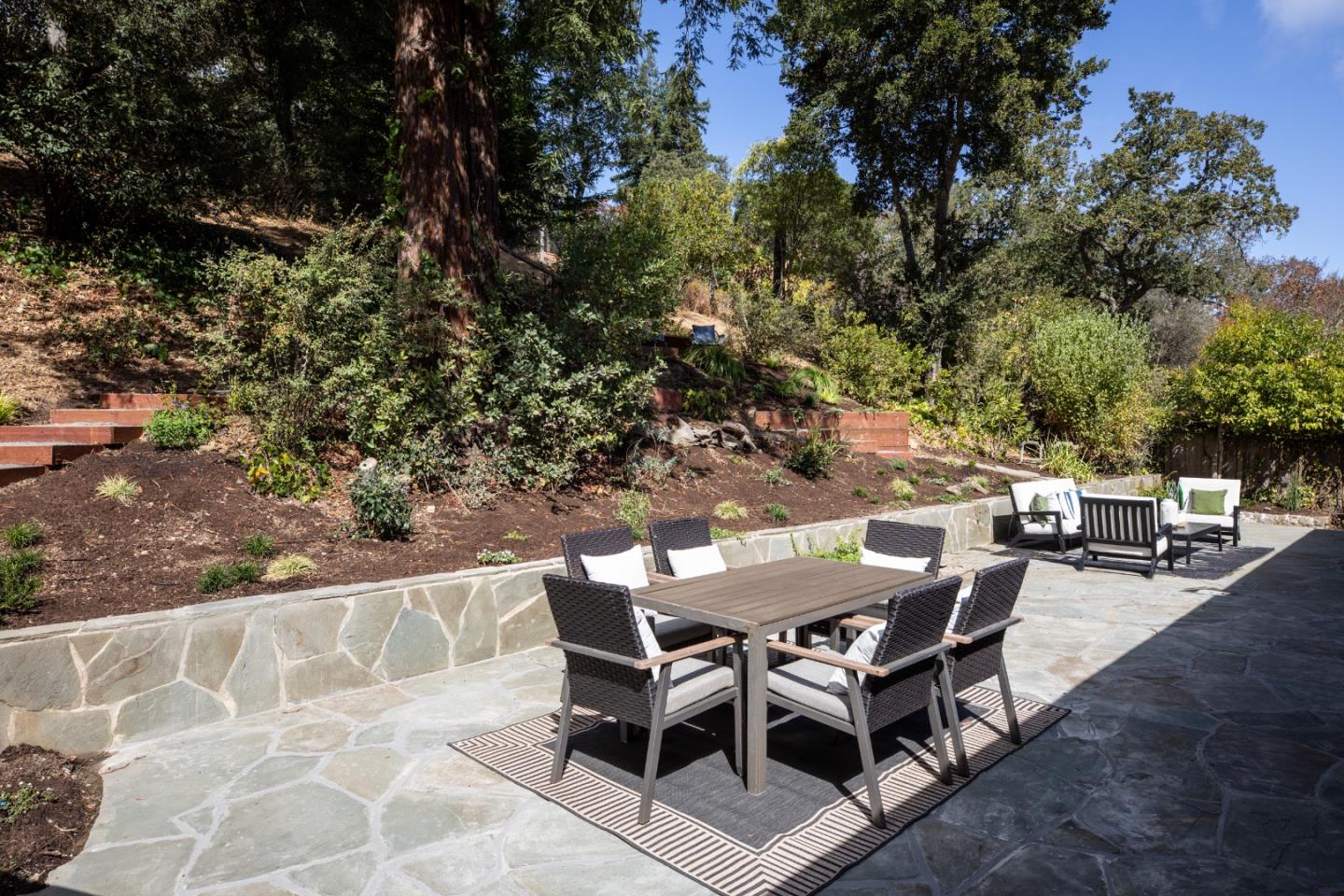 220 Canyon Drive, PortolaValley, CA 94028