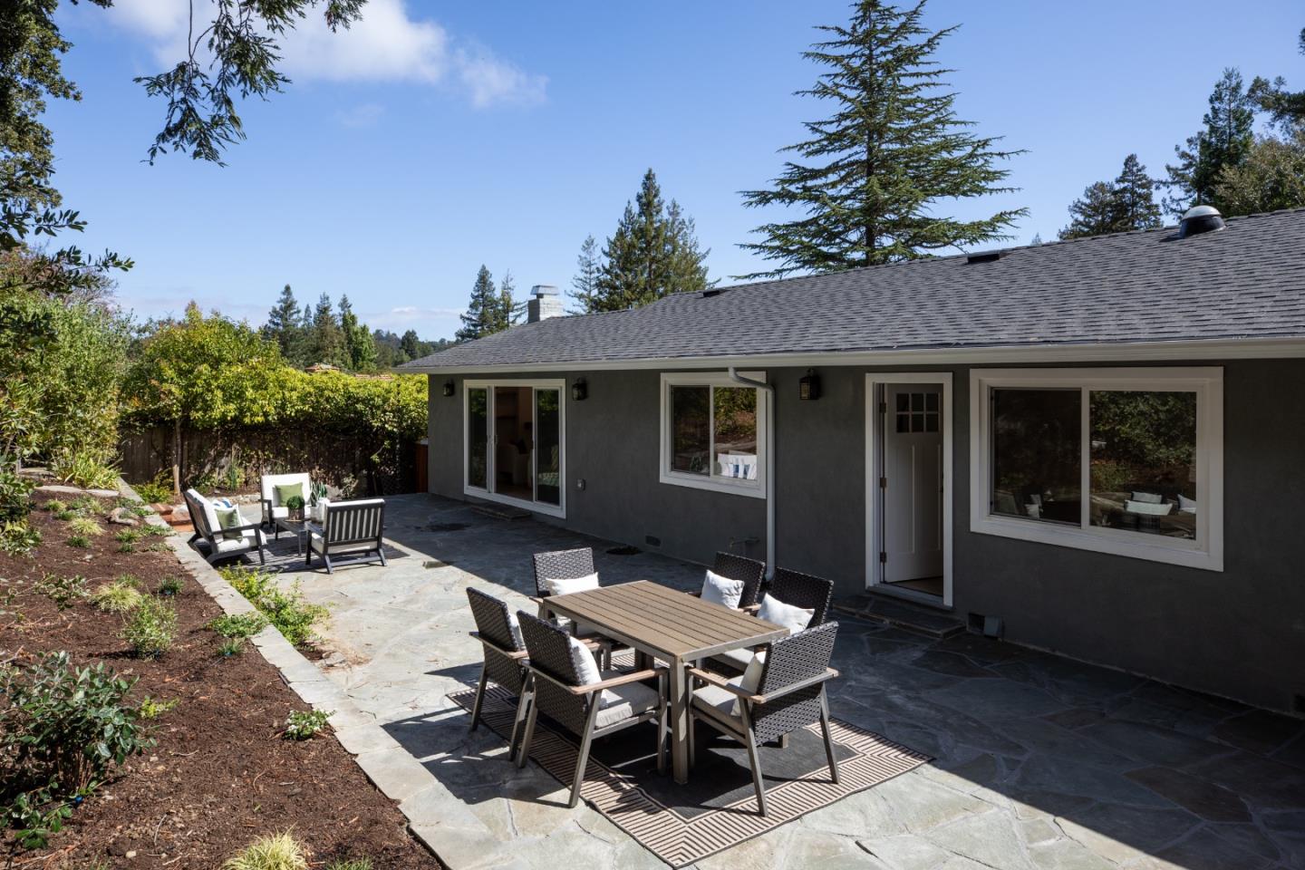 220 Canyon Drive, PortolaValley, CA 94028