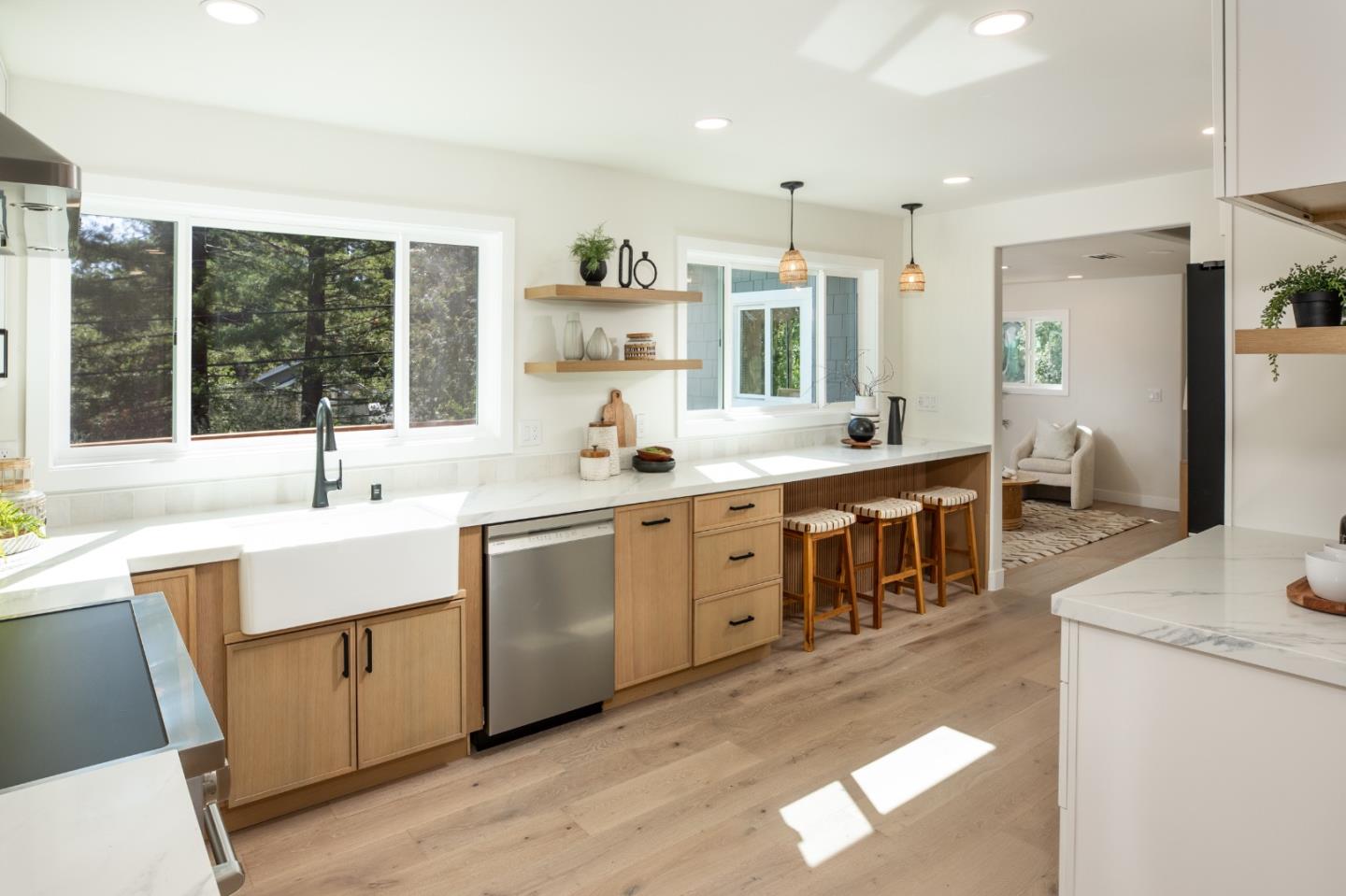 220 Canyon Drive, PortolaValley, CA 94028