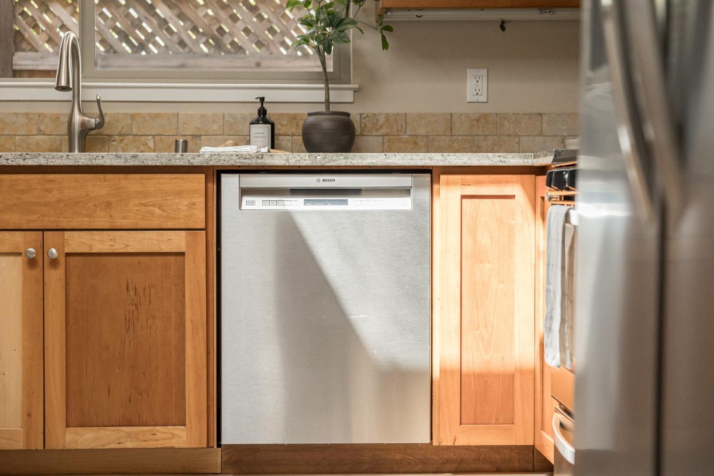 116 Continental Street, SantaCruz, CA 95060