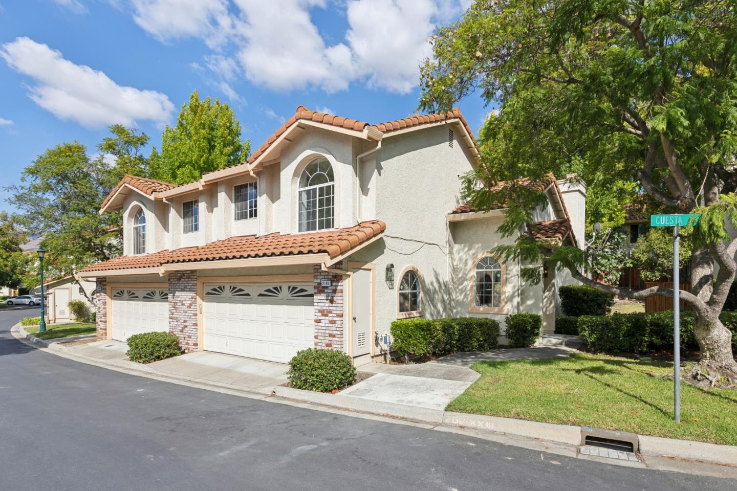 2118 Cuesta Drive, Milpitas, CA 95035