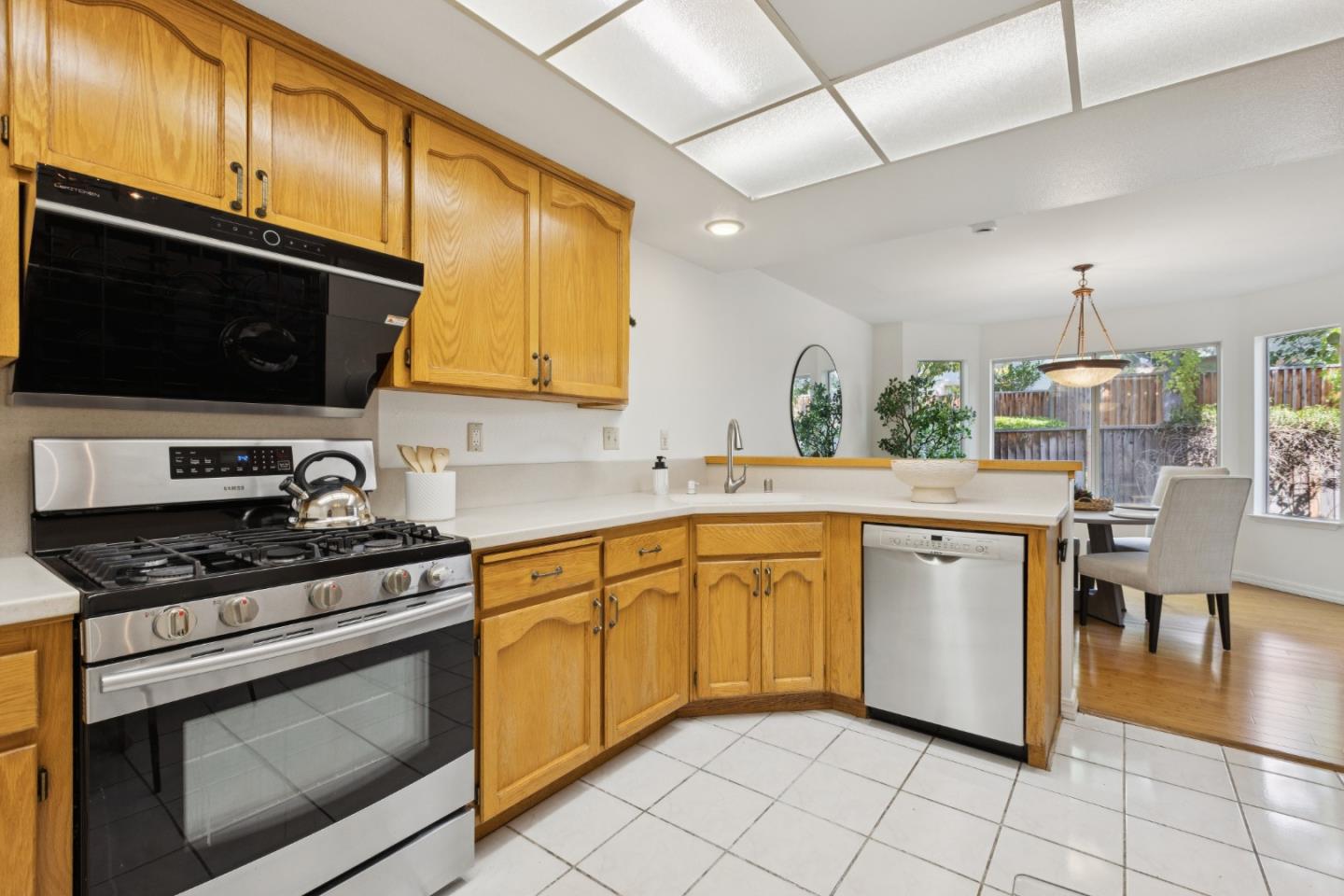 2118 Cuesta Drive, Milpitas, CA 95035