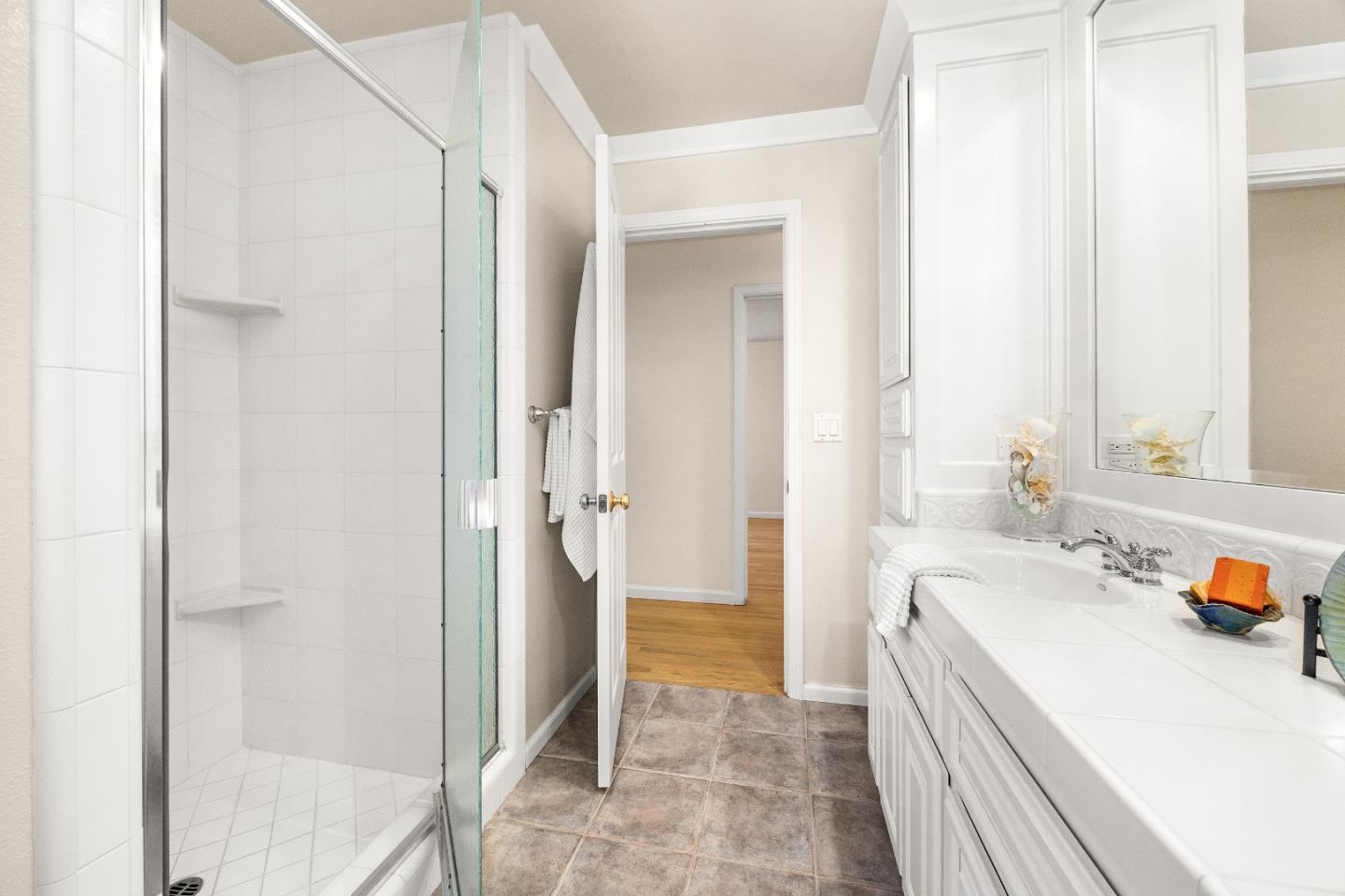 2 Ortalon Avenue, SantaCruz, CA 95060
