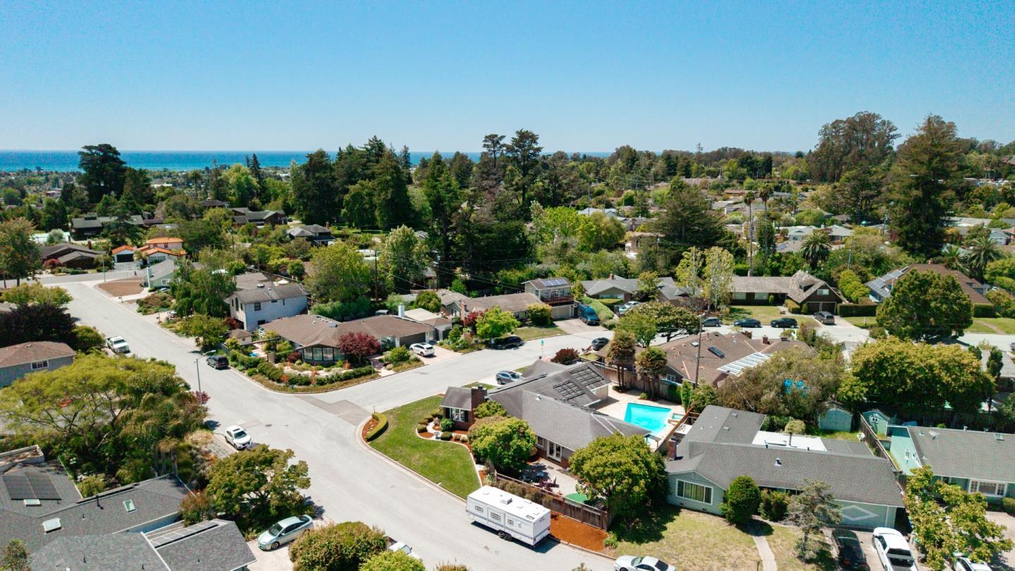 2 Ortalon Avenue, SantaCruz, CA 95060