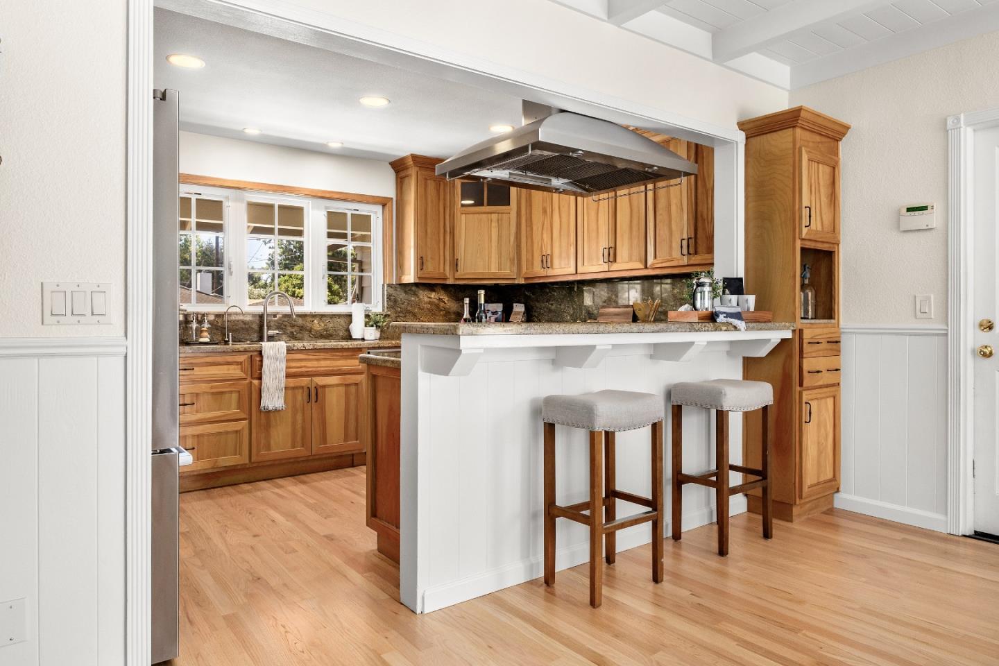 2 Ortalon Avenue, SantaCruz, CA 95060