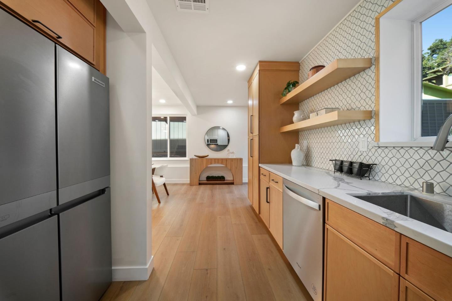 1680 Miami Court, Oakland, CA 94602