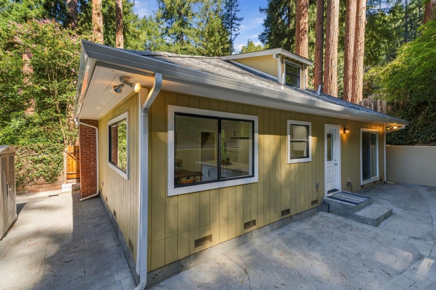 240 Ridge Drive, BoulderCreek, CA 95006