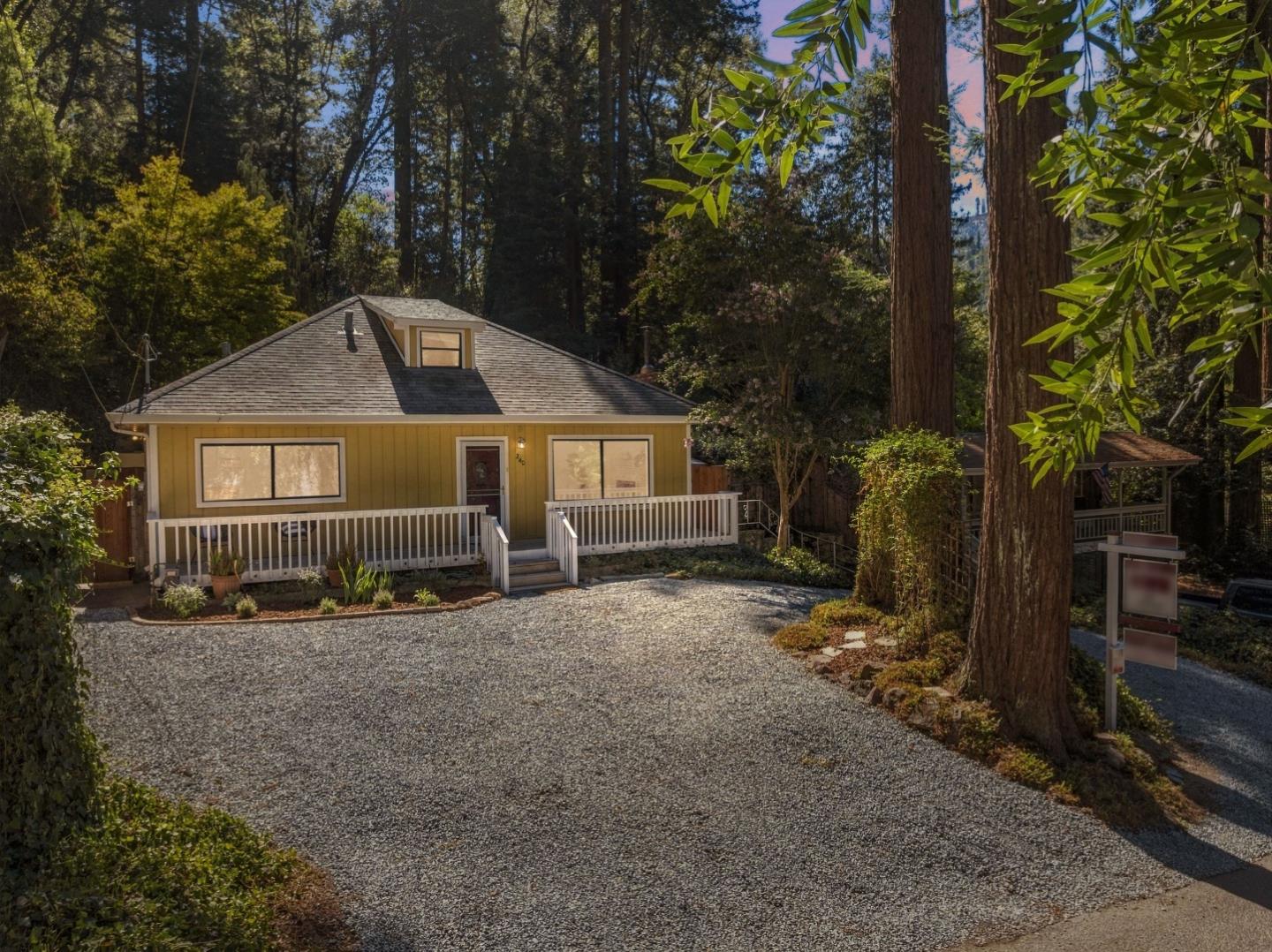 240 Ridge Drive, BoulderCreek, CA 95006