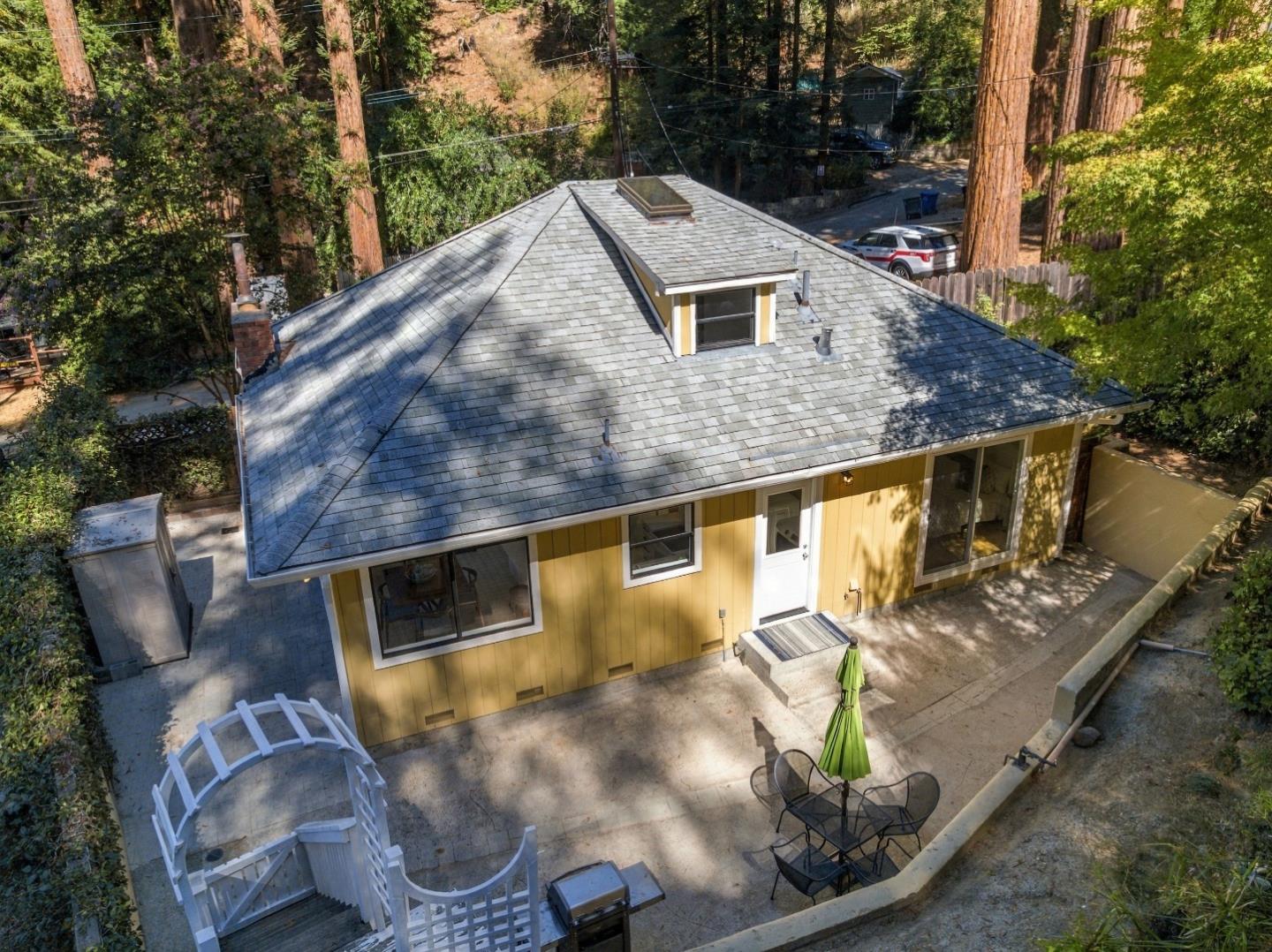 240 Ridge Drive, BoulderCreek, CA 95006