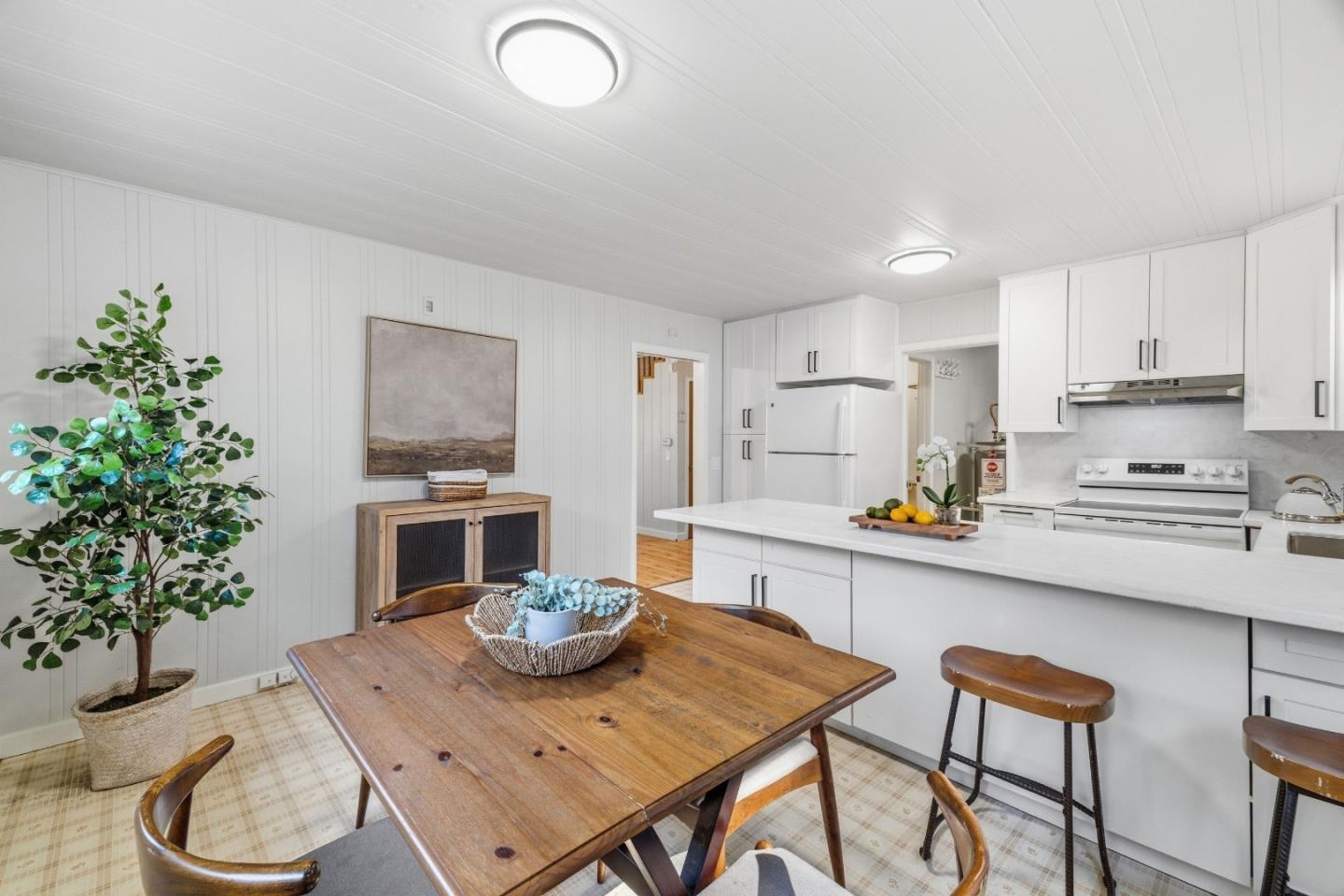 240 Ridge Drive, BoulderCreek, CA 95006
