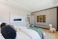 137 Oakview Drive, SanCarlos, CA 94070