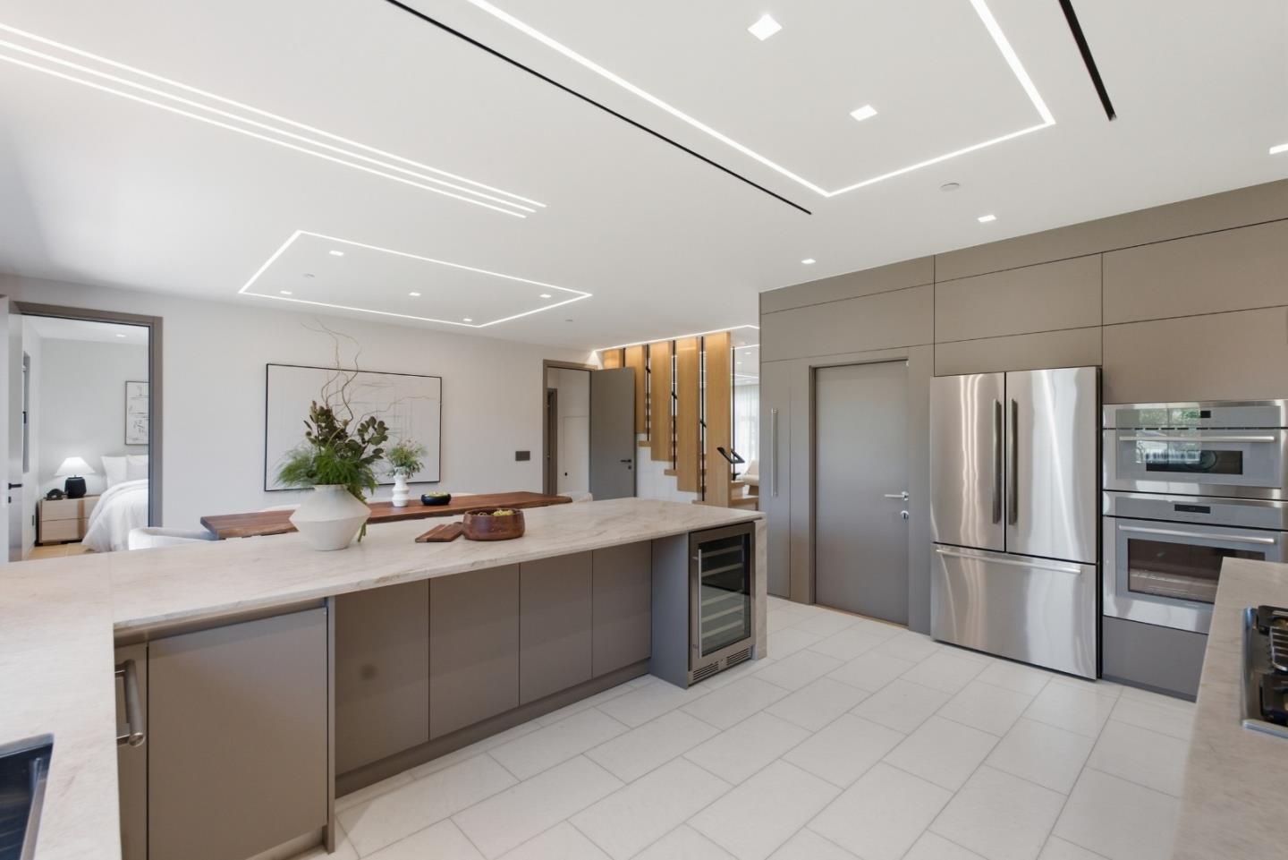 137 Oakview Drive, SanCarlos, CA 94070