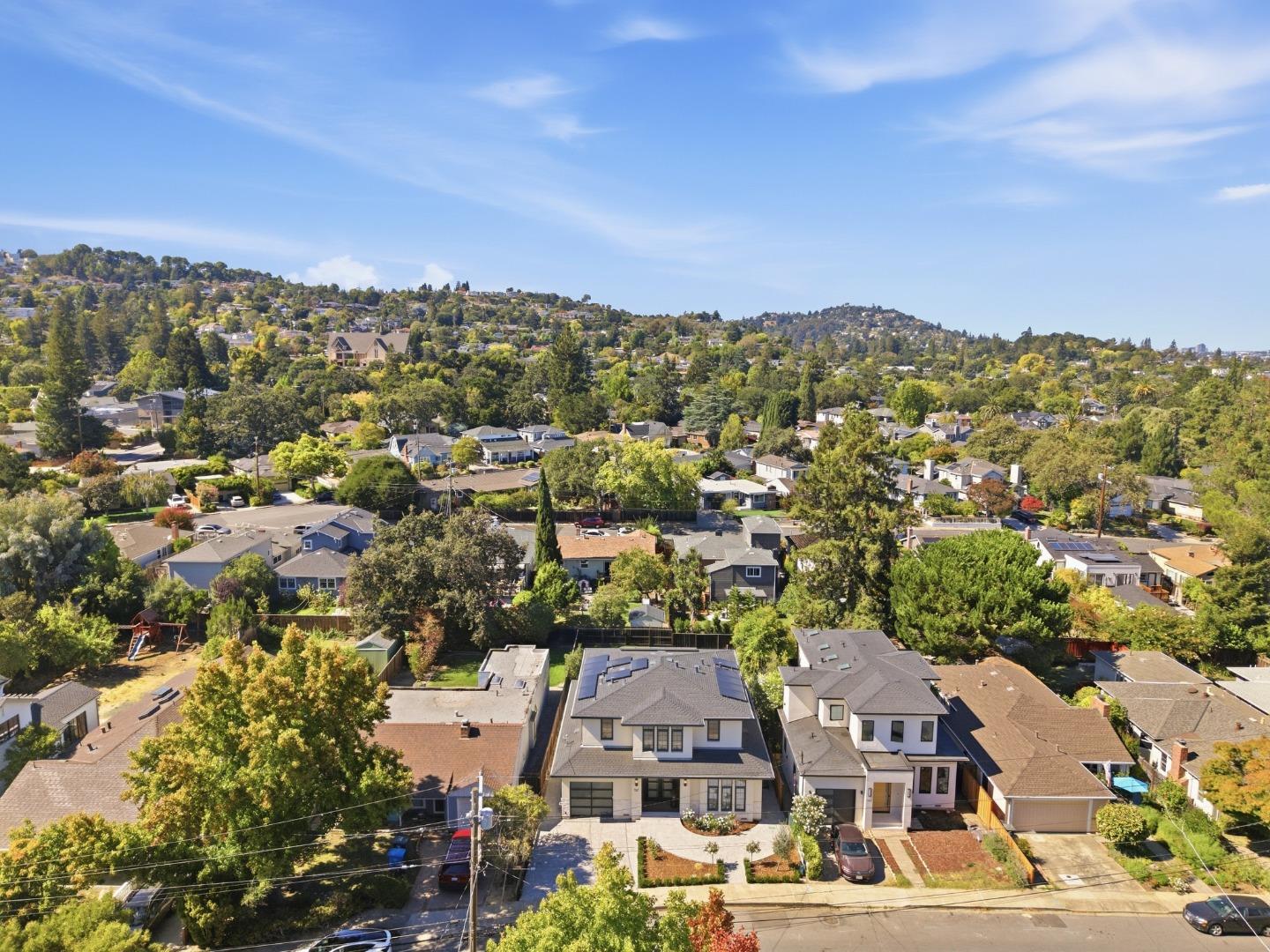 137 Oakview Drive, SanCarlos, CA 94070