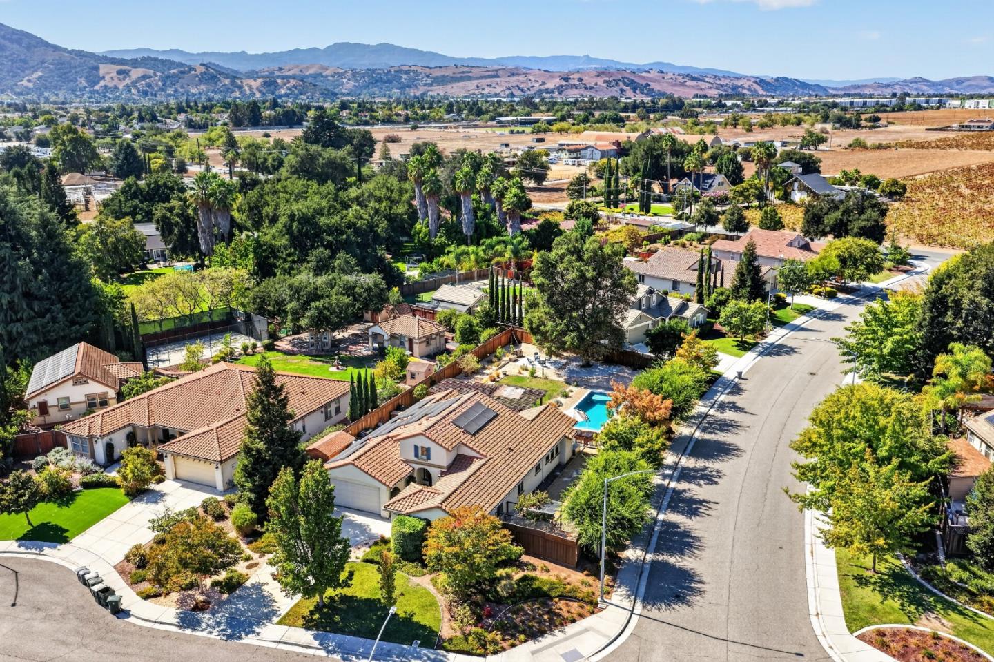 17395 Pineau Court, MorganHill, CA 95037