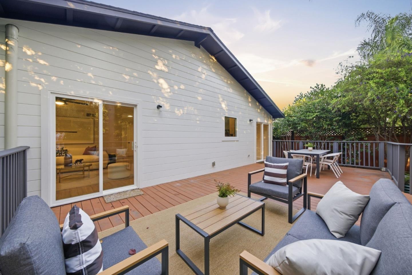 1652 Kentfield Avenue, RedwoodCity, CA 94061