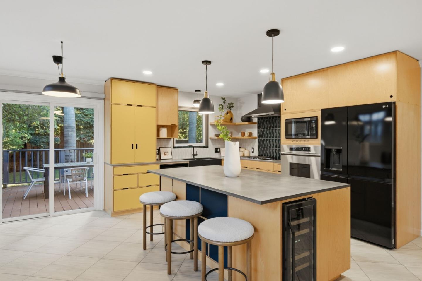 1652 Kentfield Avenue, RedwoodCity, CA 94061