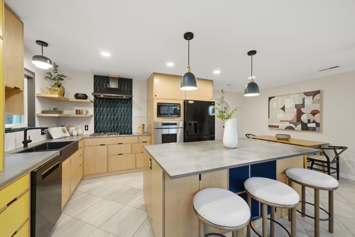 1652 Kentfield Avenue, RedwoodCity, CA 94061