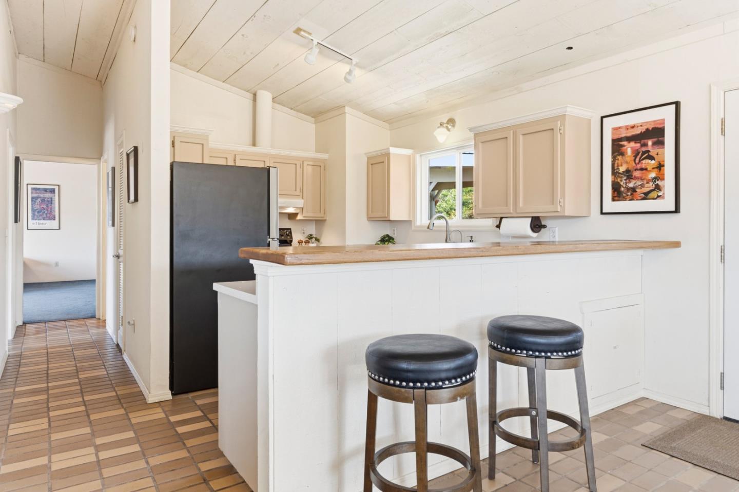 145 East Carmel Valley Road, CarmelValley, CA 93924