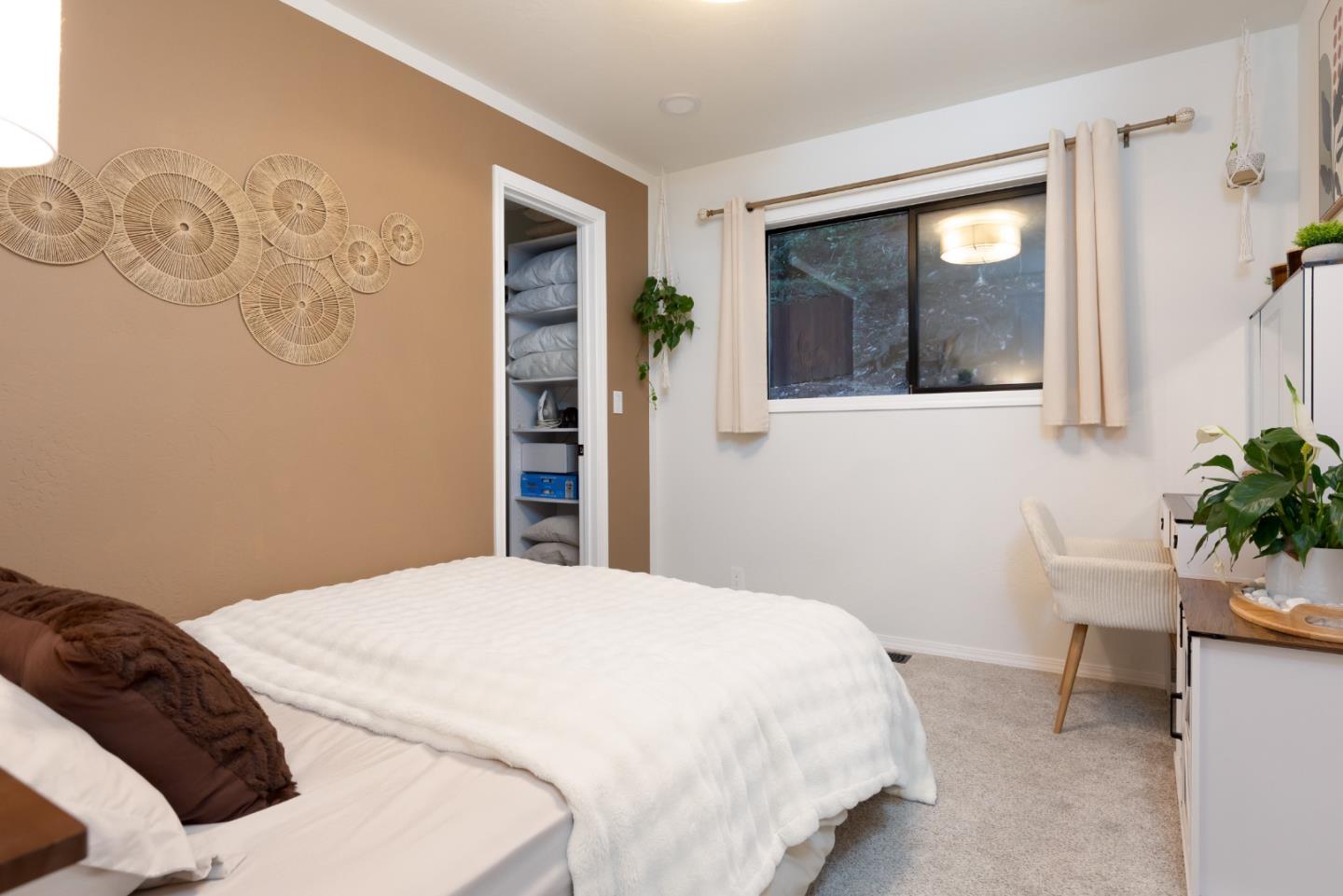 355 Waldeberg Road, BenLomond, CA 95005