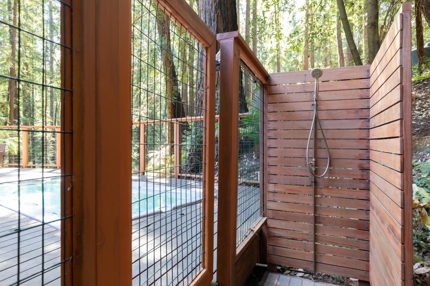 355 Waldeberg Road, BenLomond, CA 95005