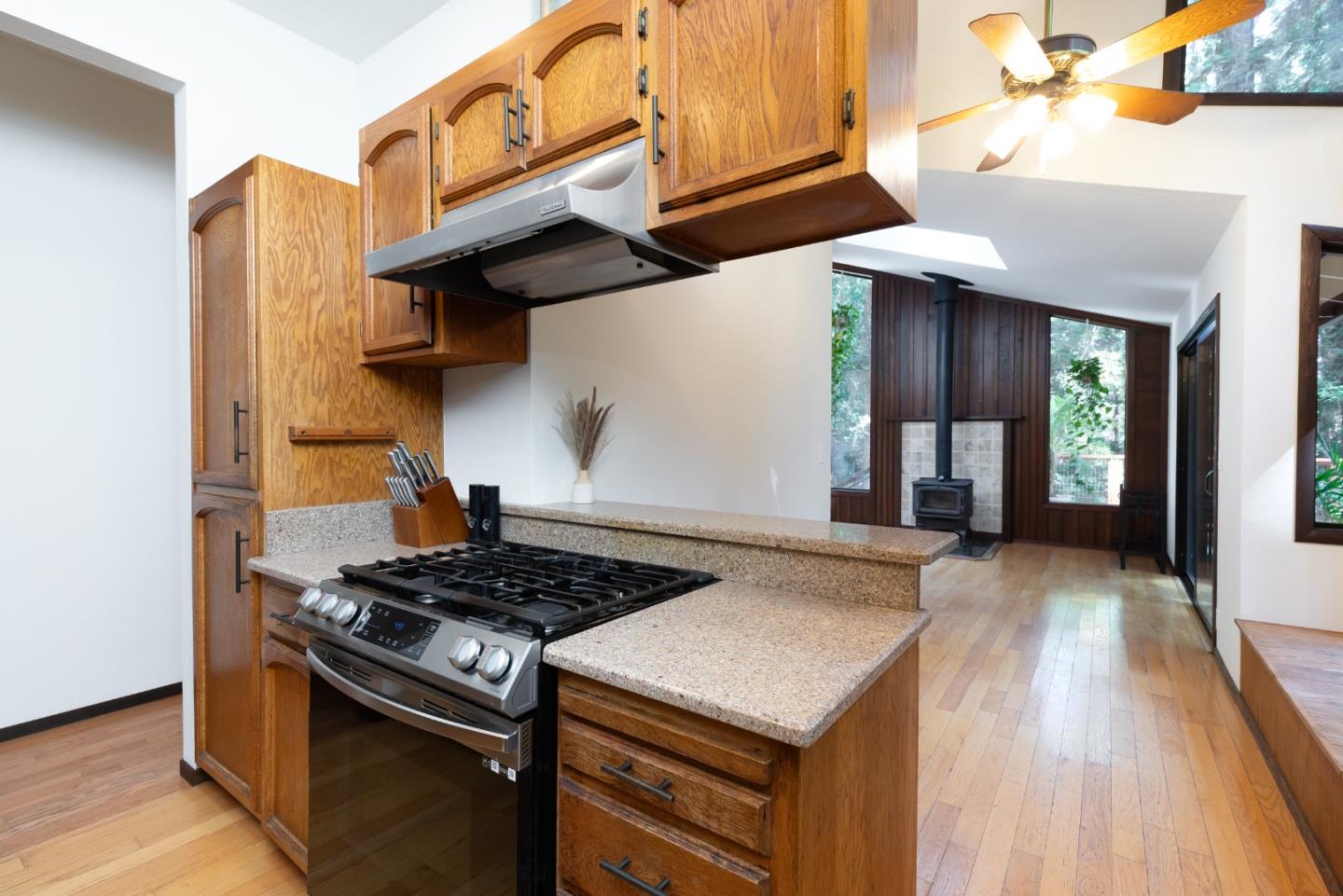 355 Waldeberg Road, BenLomond, CA 95005