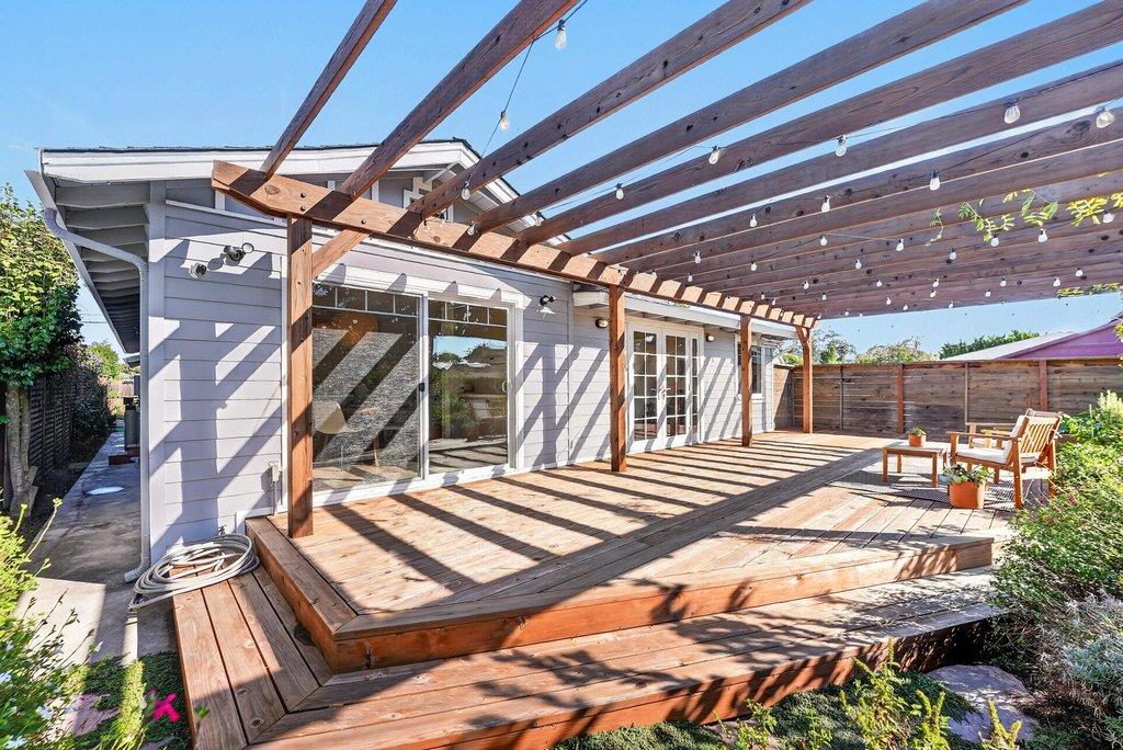 317 Lighthouse Avenue, SantaCruz, CA 95060