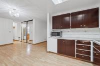 1031 Crestview Drive, #216, MountainView, CA 94040