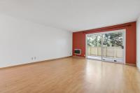 1031 Crestview Drive, #216, MountainView, CA 94040