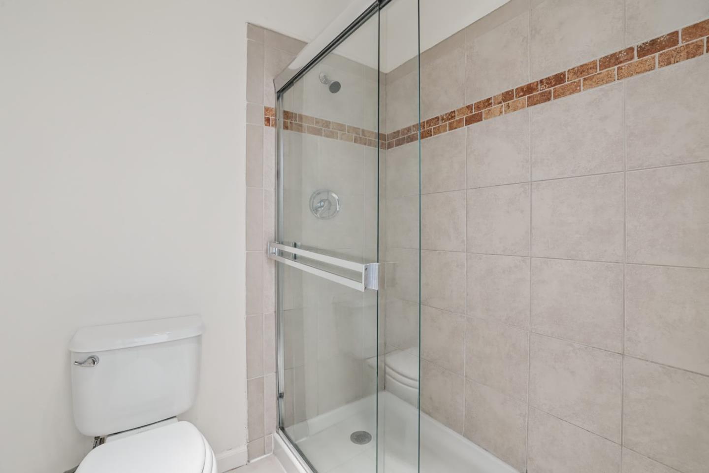 1031 Crestview Drive, #216, MountainView, CA 94040