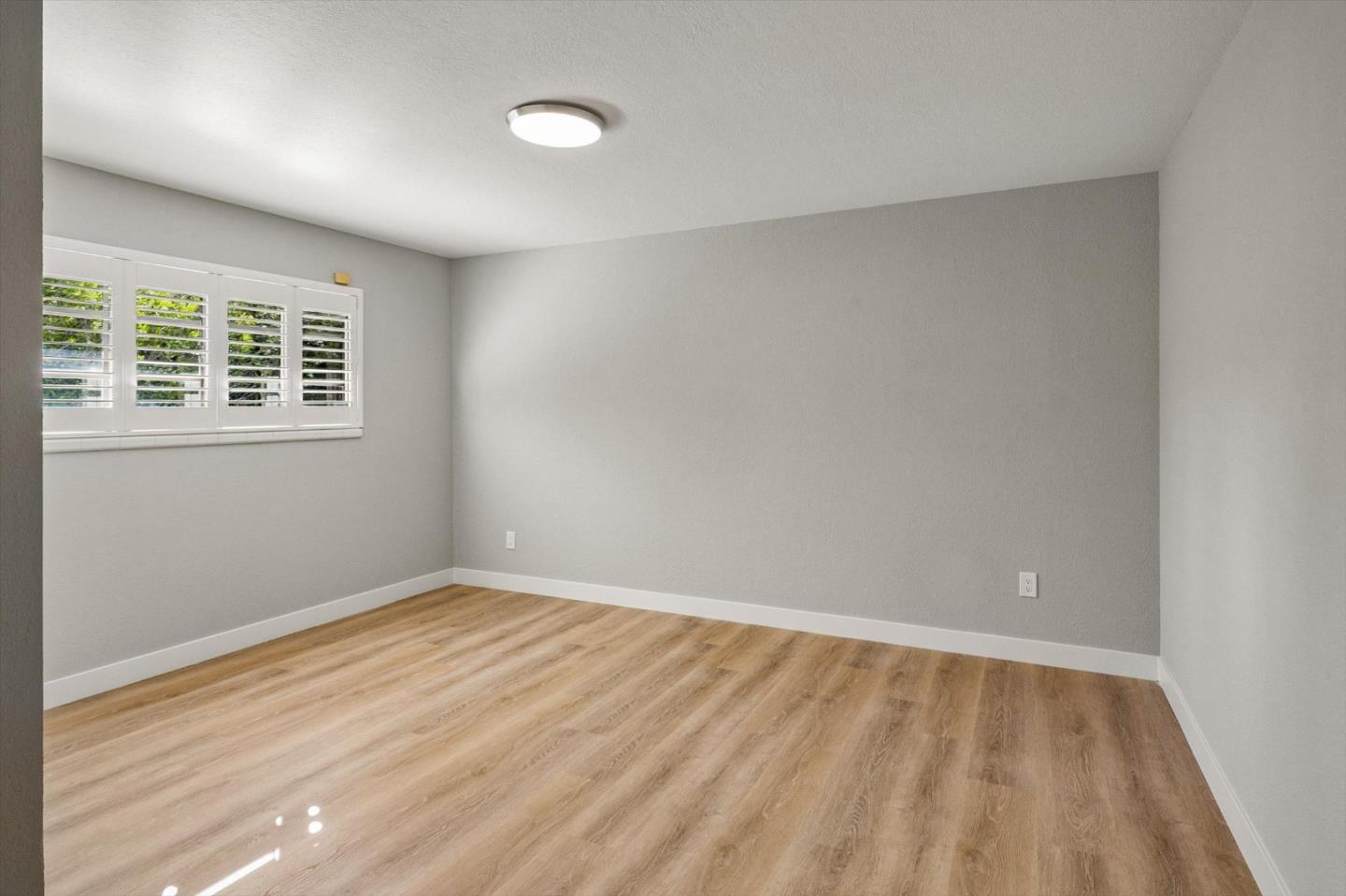 14847 FRUITVALE Avenue, Saratoga, CA 95070