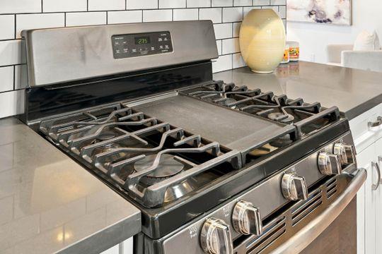 614 Warrington, RedwoodCity, CA 94063