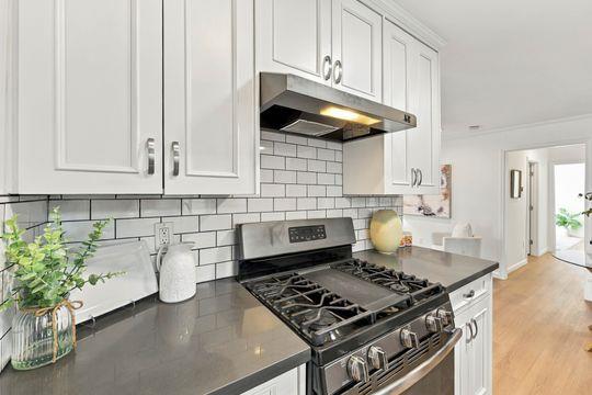 614 Warrington, RedwoodCity, CA 94063