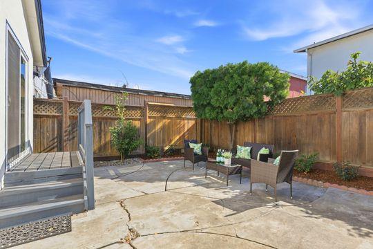 614 Warrington, RedwoodCity, CA 94063