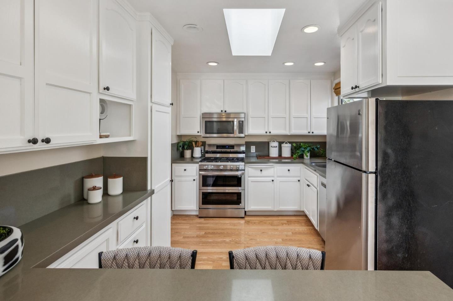 1061 Granada Street, Belmont, CA 94002
