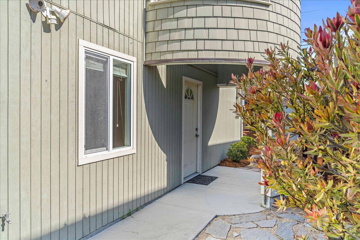 526 Middlefield Drive, Aptos, CA 95003