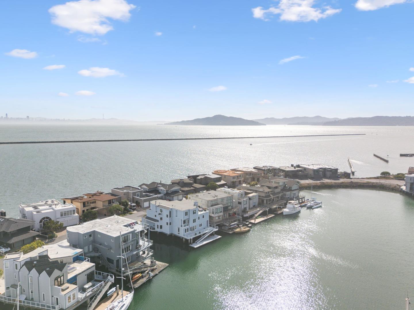 1425 Sandpiper Spit, Richmond, CA 94801