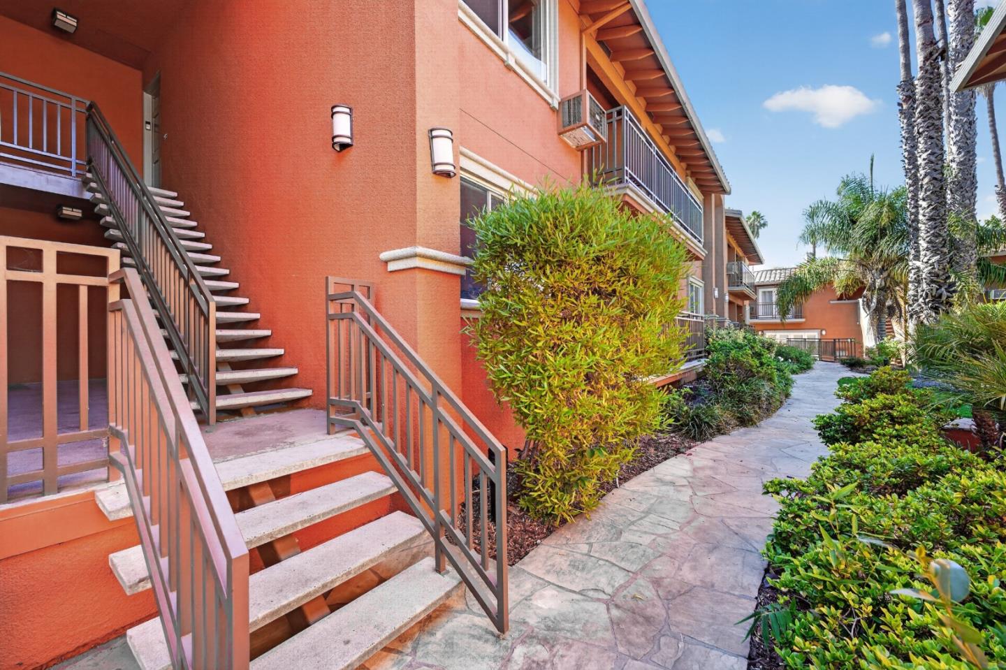 1845 Palm View Place, #211, SantaClara, CA 95050