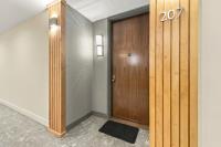 2140 Santa Cruz Avenue, #A207, MenloPark, CA 94025