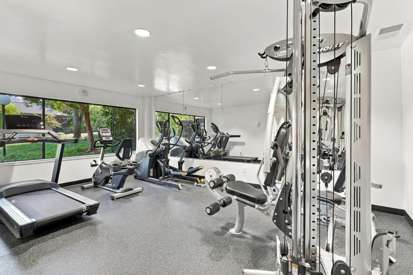 2140 Santa Cruz Avenue, #A207, MenloPark, CA 94025