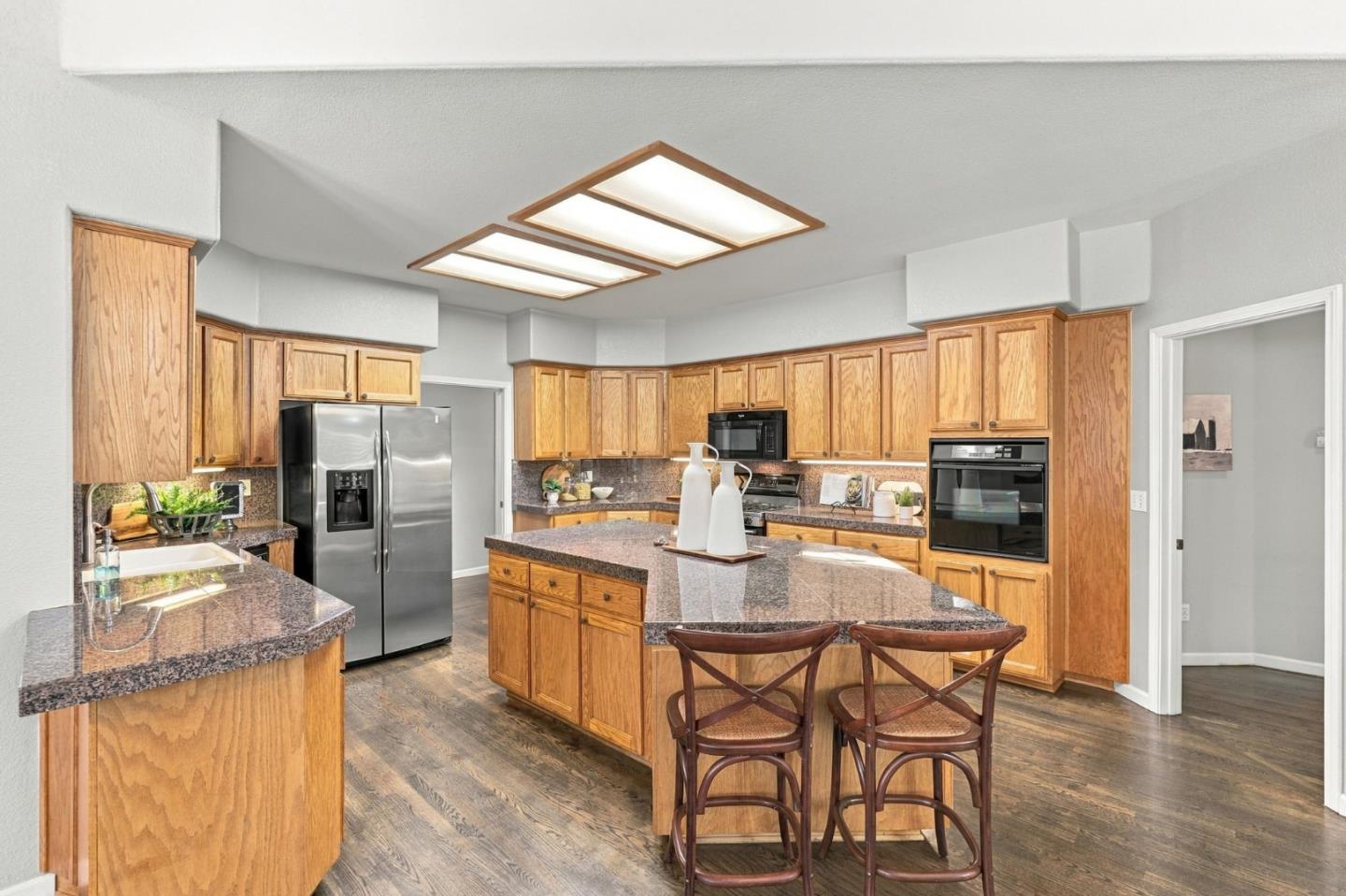 25 Jess Court, Hollister, CA 95023