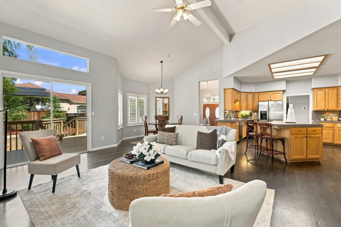 25 Jess Court, Hollister, CA 95023