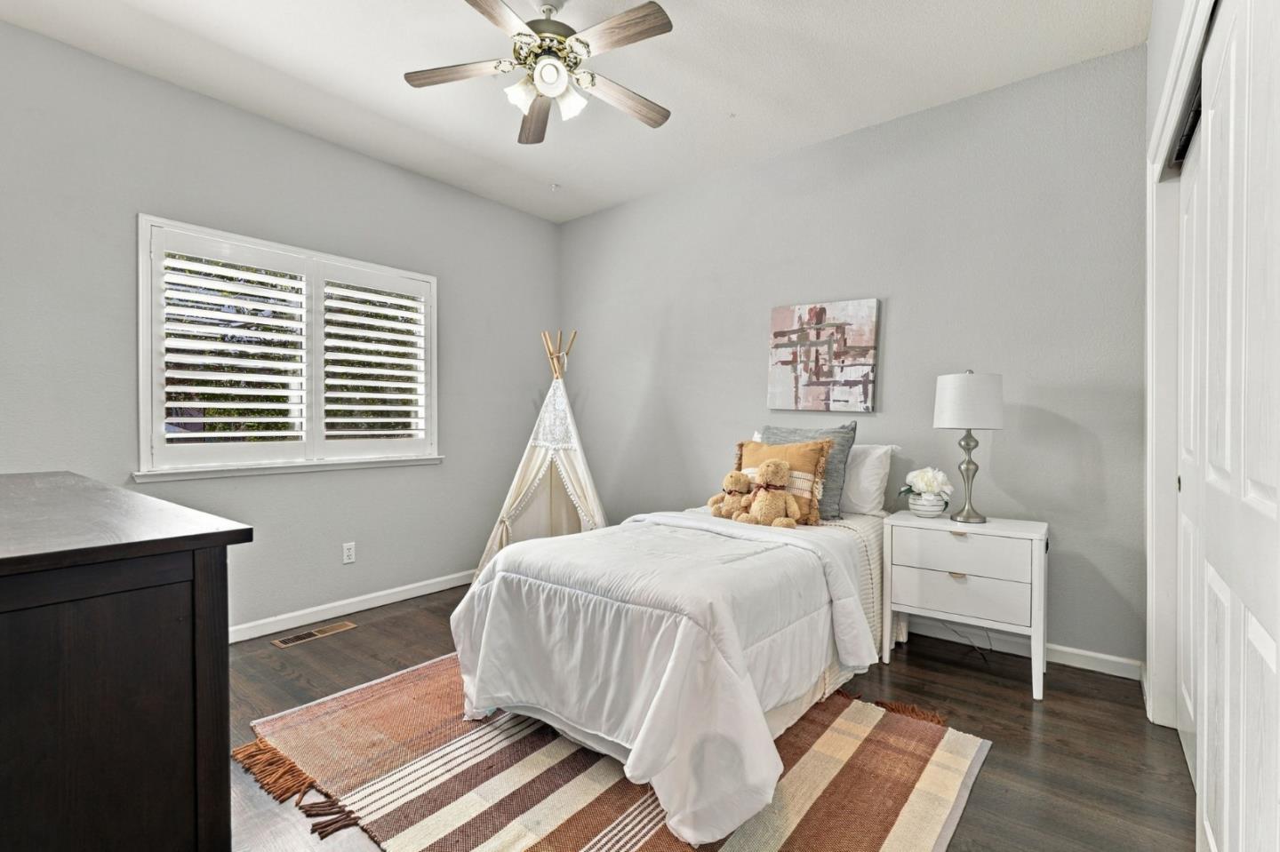 25 Jess Court, Hollister, CA 95023